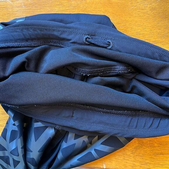 EXCELLENT CONDITION XS SWEATY BETTY MARATHON INCLINE COMPRESSION LEGGINGS - Picture 10 of 10